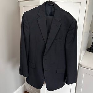 Jos A Bank Executive Collection Tailored Fit Suit 42R - Navy